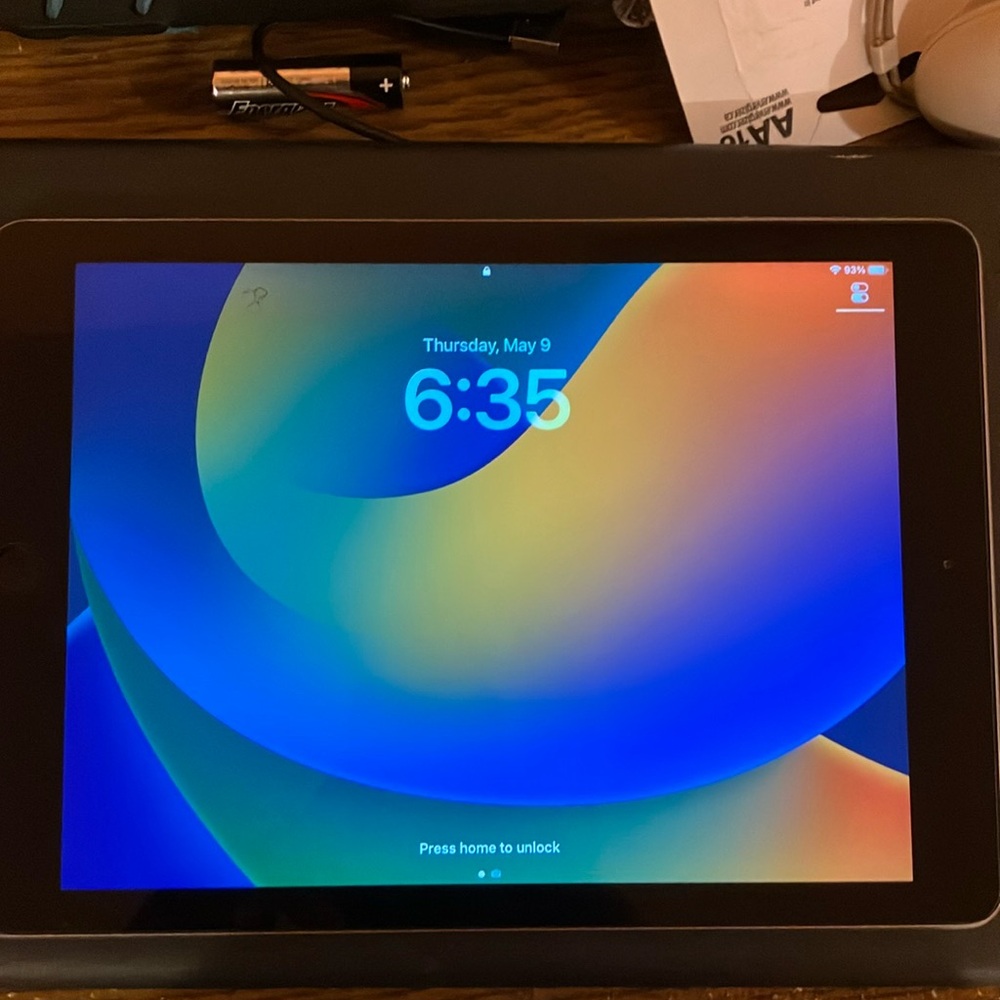 iPad 6th Generation
